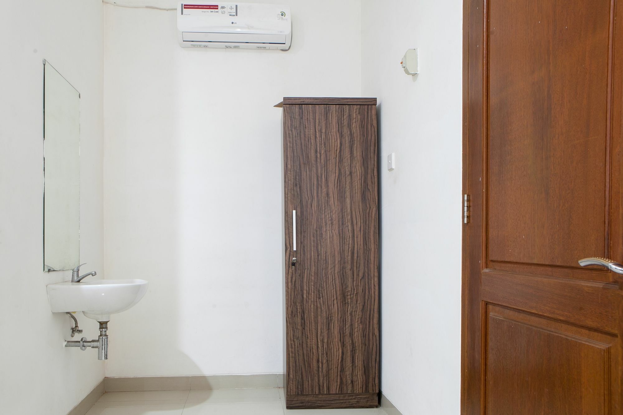Reddoorz Near Tegalega Park Hotel Bandung Exterior photo